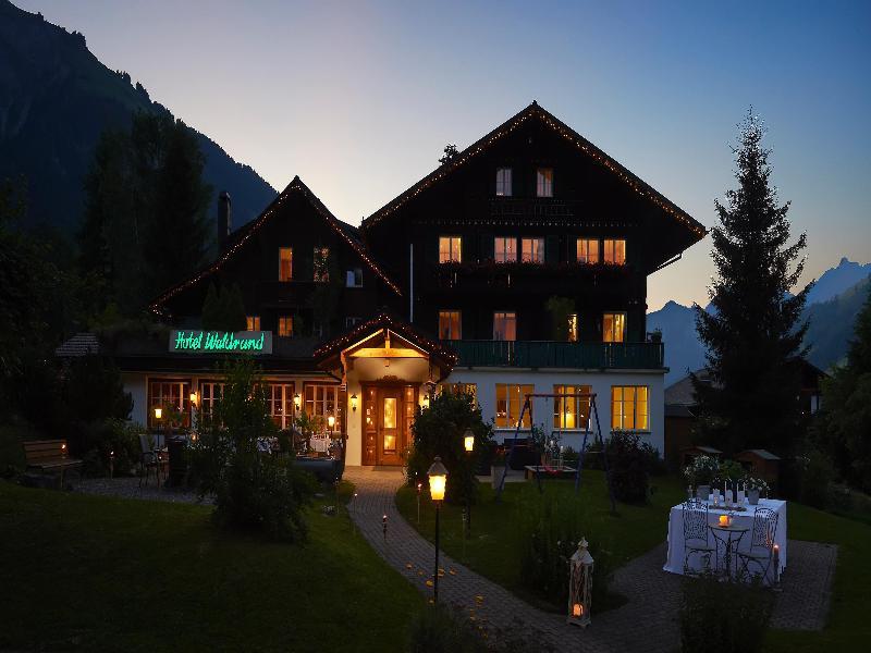 Hotel Waldrand Lenk Exterior photo