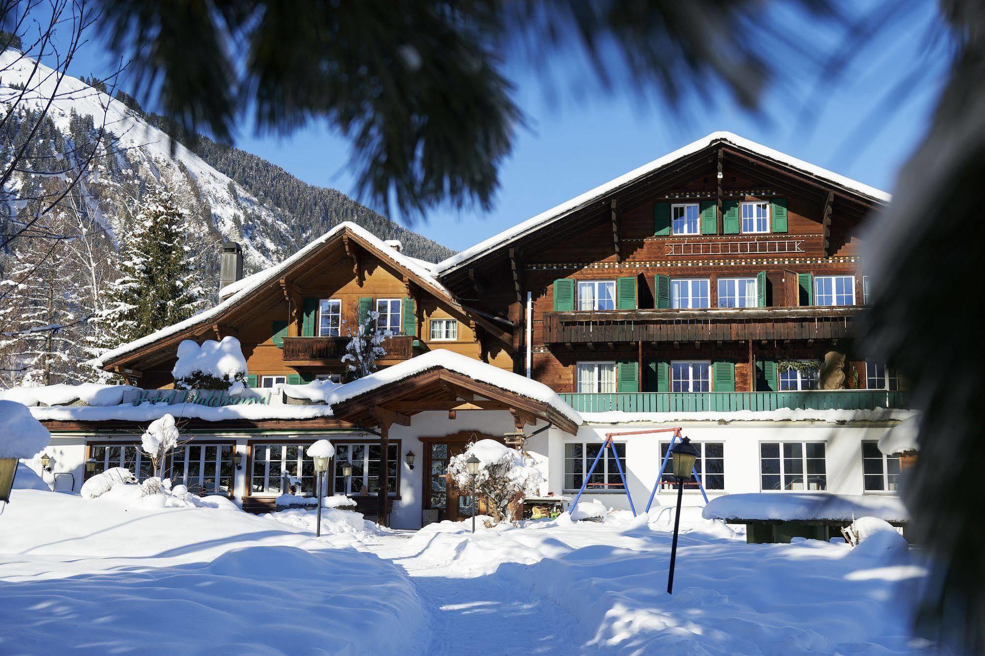 Hotel Waldrand Lenk Exterior photo